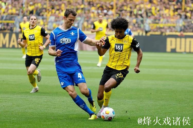 布兰特和施洛特贝克进球助多特蒙德2-0战胜霍芬海姆
